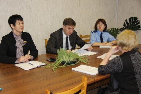 Главный федеральный инспектор по Марий Эл провёл выездной приём граждан в Моркинском районе