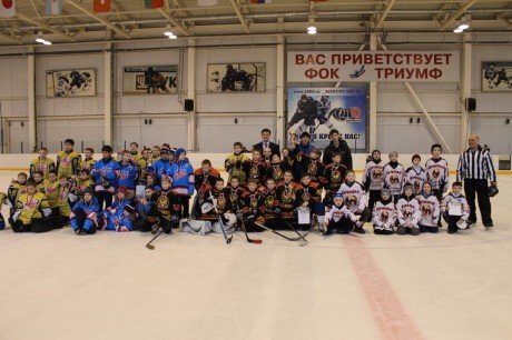 Юные хоккеисты Нижегородской области разыграли путевку на окружной финал «Золотой шайбы»
