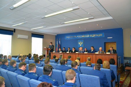 Динамика снижения преступности не вызывает чувства успокоенности, по ряду направлений требуется ужесточение мер прокурорского реагирования