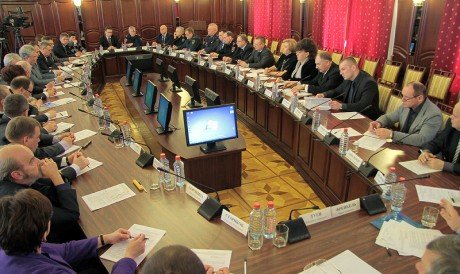Готовность региона к паводку и пожароопасному периоду обсудили в Кировской области