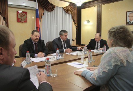 Помощник полпреда Президента РФ в ПФО Олег Мельниченко провел личный прием граждан