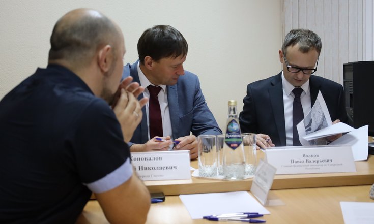 Павел Волков провел прием граждан в региональной приемной