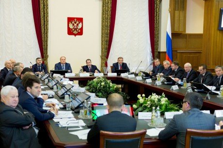 Михаил Бабич провел заседание Попечительского совета по поддержке детского и юношеского хоккея в регионах ПФО