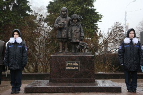 В Ульяновске открыли памятник «Дети войны»
