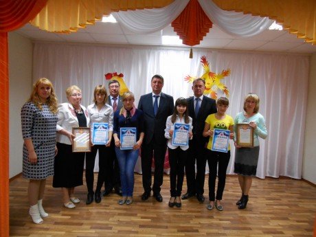 Юные кудесницы из Удмуртии вернулись с окружной выставки с дипломами и незабываемыми впечатлениями