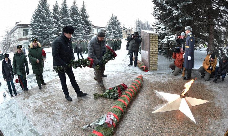 Главный федеральный инспектор по РТ принял участие в открытии бюстов Героев России в Казанском танковом училище