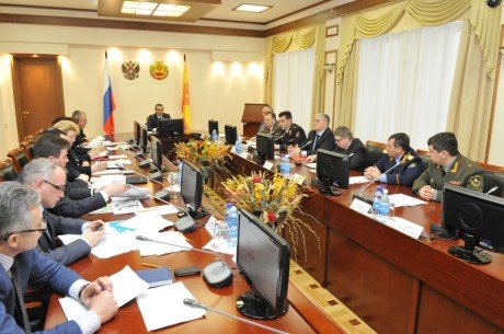 Вопросы подготовки Универсиады в Казани и обеспечение жильем детей-сирот рассмотрены в Чувашии