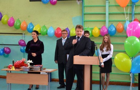 В школах Оренбуржья прозвучал первый звонок