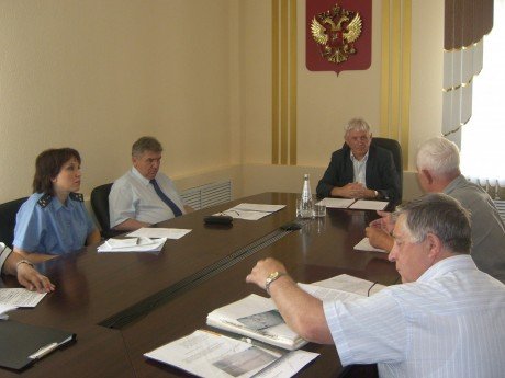 Вопросы по исполнению майских Указов Президента Российской Федерации решаются в приемной Президента РФ в Ульяновской области