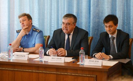 Фердауис Юсупов провел прием по вопросам защиты детства в социально-реабилитационном центре для несовершеннолетних «Вятушка»