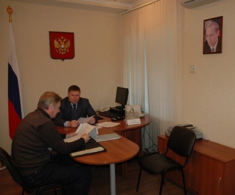 Дмитрий Каденков провел личный прием граждан