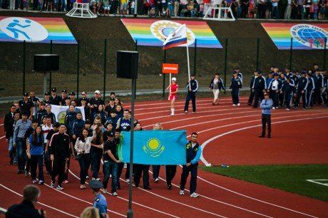 В Орске прошел фестиваль рабочего спорта, на который собрались спортсмены из стран СНГ 