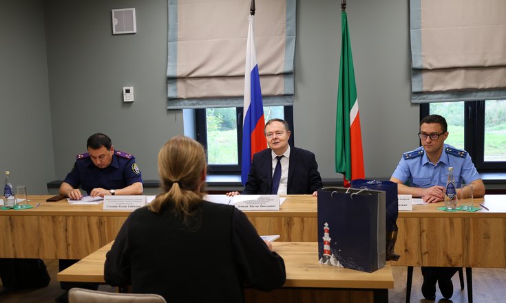 03.09.2025_Виктор Демидов провел выездной прием граждан в Зеленодольском районе РТ