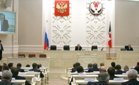 Александр Соловьев вновь избран председателем Государственного Совета Удмуртии