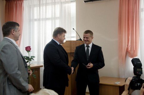 Вручено удостоверение судье Арбитражного суда