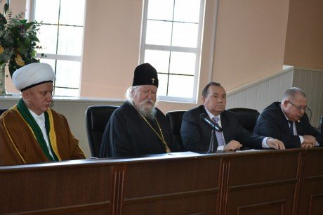 В Чувашии обсуждены вопросы гармонизации межнациональных и межконфессиональных отношений