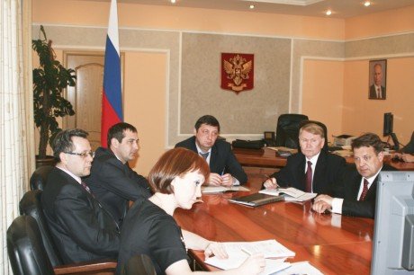 Подготовка региональных делегаций к участию в двух молодежных окружных проектах находится на особом контроле Дмитрия Мусина