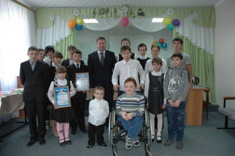 Главный федеральный инспектор по Пензенской области поздравил финалистов окружного конкурса детского творчества с победой