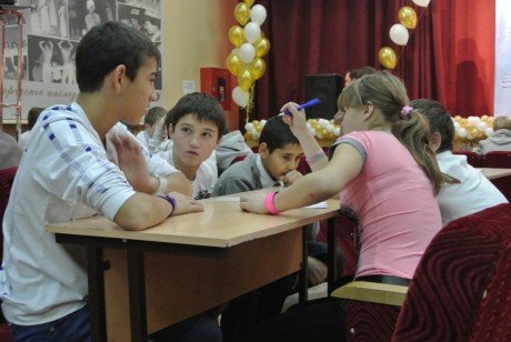 В Самаре выбрали самую эрудированную команду воспитанников детских домов
