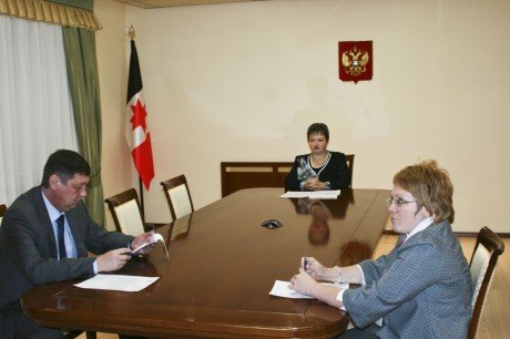 Прием граждан в режиме видеоконференции провел начальник Управления протокола Президента России Вячеслав Китаев