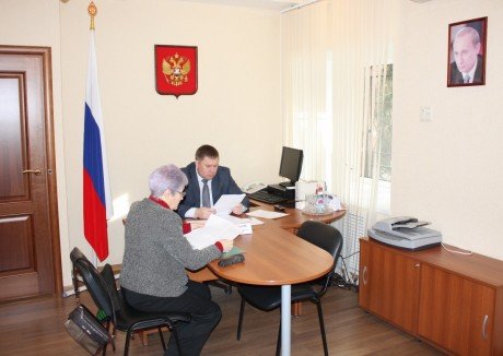 Дмитрий Каденков провел личный прием граждан 