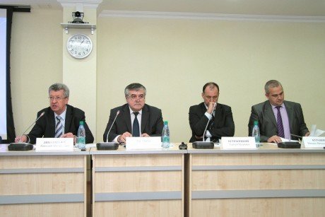 Представители бизнеса и власти обсудили острые вопросы развития предпринимательства в Кировской области