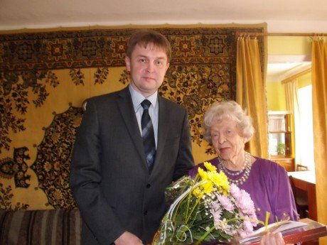 Поздравление ветерана накануне Дня Победы