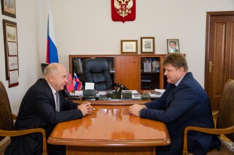 Наполнить актуальные материалы тележурналистов более глубоким содержанием