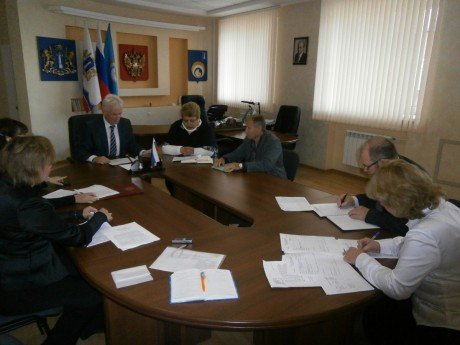 Вопросы переселения из аварийного жилья обсудили в ходе приема в Ульяновском районе