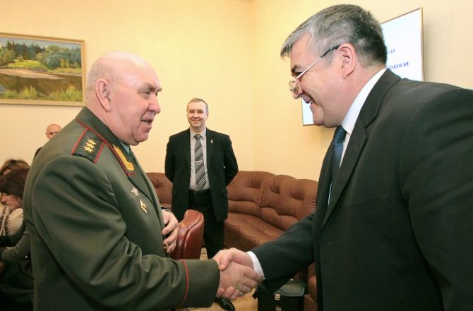 В Кирове подписано соглашение между правительством области и ДОСААФ России