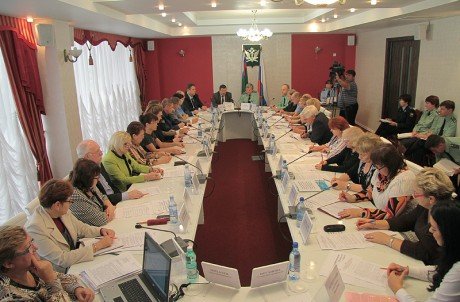 Более 50% воспитанников интернатных учреждений, имеющих право на получение алиментов, фактически их не получают