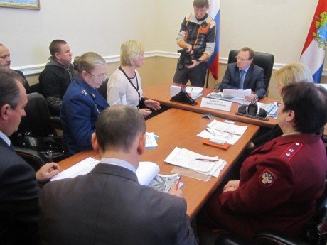 К обращениям и жалобам жителей надо подходить с большой ответственностью