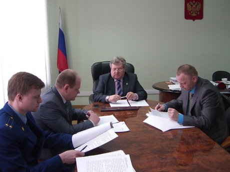 В Мордовии проведена проверка исполнения законодательства о муниципальной службе     