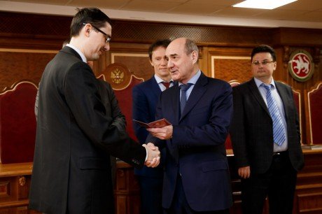 Федеральным судьям Татарстана вручены удостоверения
