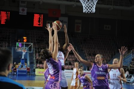 Оренбургская «Надежда-2» одержала четырнадцатую победу подряд в молодежном чемпионате России 