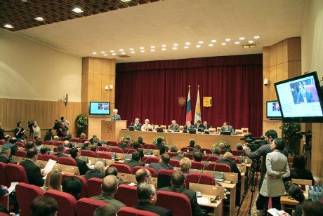 Первые в этом году изменения в бюджет-2013 внесены