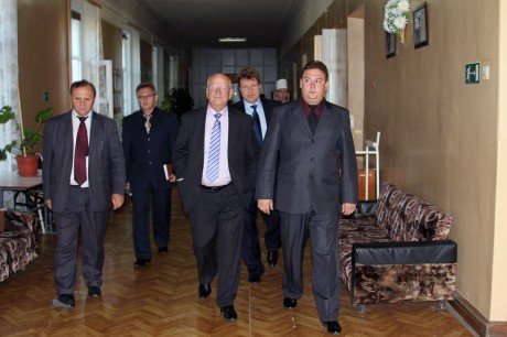 Сергей Гаврилин навестил солдат-срочников, пострадавших при взрыве на Донгузском полигоне