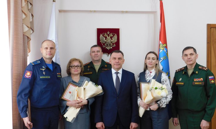 21.04.26_военкомат_вручение