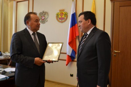 Благодарность полномочного представителя Президента России в ПФО вручена председателю Кабинета Министров Чувашии 