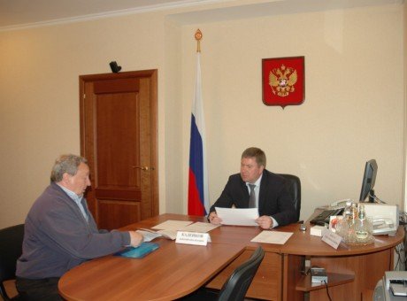 Дмитрий Каденков провел личный прием граждан