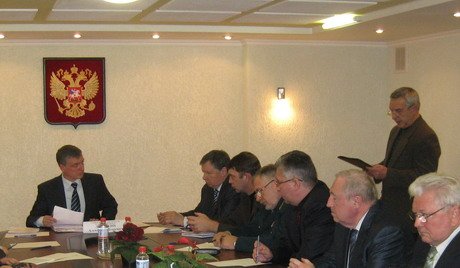 Внимание к обращениям жителей и оперативное решение их проблем – основное в работе органов госвласти