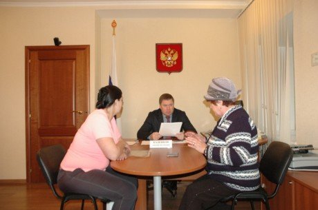 Дмитрий Каденков провел личный прием граждан